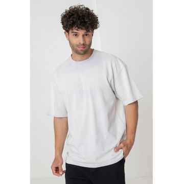 Tricou cu maneci cazute si decolteu la baza gatului Dutye