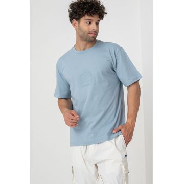 Tricou din bumbac cu decolteu la baza gatului