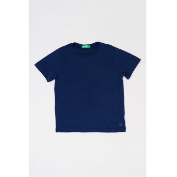 Tricou din bumbac cu decolteu la baza gatului