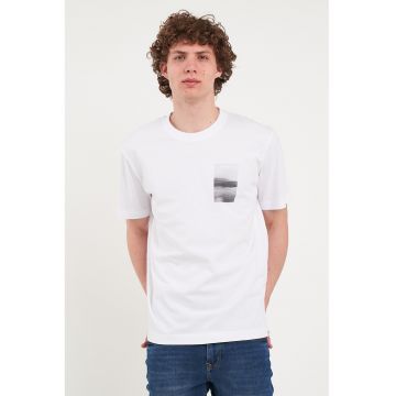 Tricou din bumbac cu decolteu la baza gatului