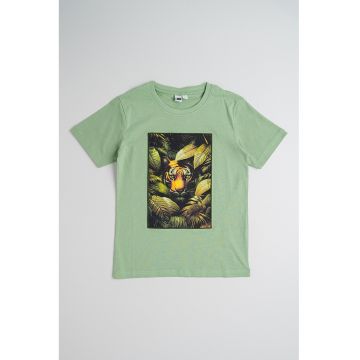 Tricou din bumbac cu decolteu la baza gatului si imprimeu grafic