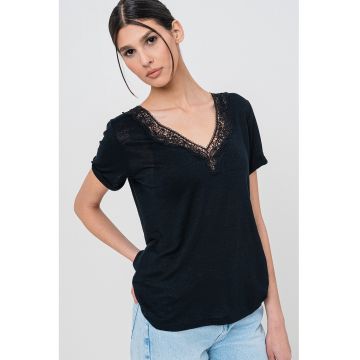 Tricou din in cu decolteu in V si broderie Elaria
