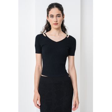 Tricou striat cu decolteu in V Shata