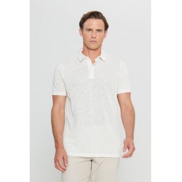 Tricou polo cu fenta cu nasturi