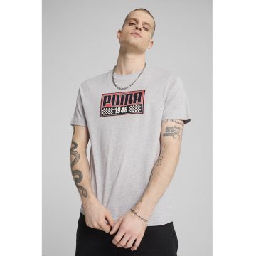 Tricou cu imprimeu si decolteu la baza gatului