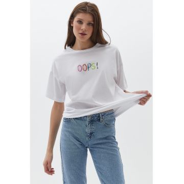 Tricou de bumbac cu decolteu la baza gatului