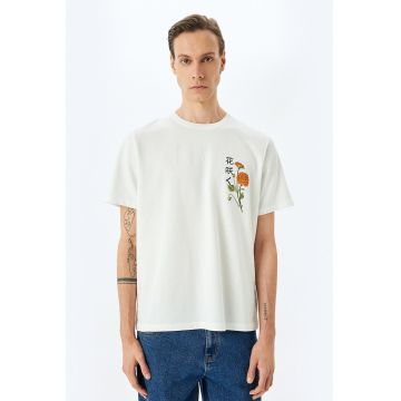 Tricou lejer din bumbac cu decolteu la baza gatului