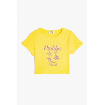 Tricou crop cu imprimeu grafic