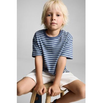 Tricou cu decolteu la baza gatului - in dungi
