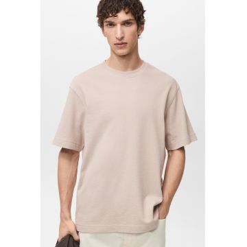 Tricou cu decolteu la baza gatului si model uni