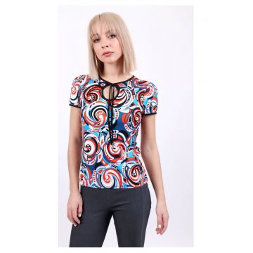 Tricou cu imprimeu abstract si detaliu decupat