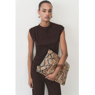 Tricou cu model drapat