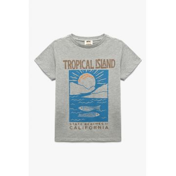 Tricou din amestec de bumbac cu decolteu la baza gatului si imprimeu