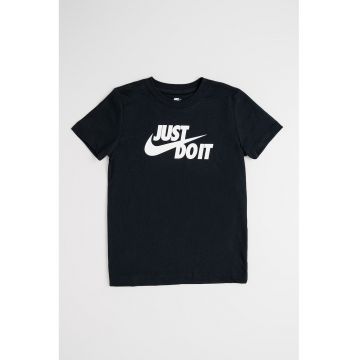 Tricou din bumbac cu decolteu la baza gatului si logo