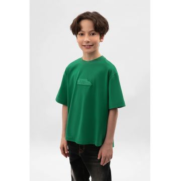 Tricou lejer cu imprimeu text