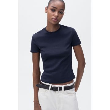 Tricou regular-fit cu decolteu la baza gatului