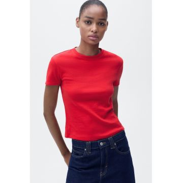 Tricou regular-fit cu decolteu la baza gatului