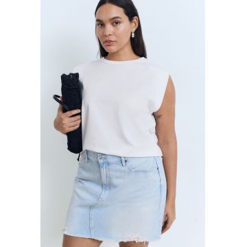 Tricou cu maneci aripioara