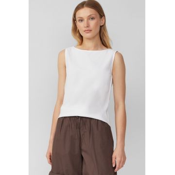 Tricou cu model uni si decolteu barcuta