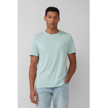 Tricou cu model uni si decolteu la baza gatului