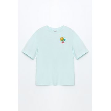Tricou de bumbac cu imprimeu si decolteu la baza gatului