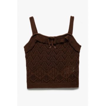 Top crop cu decolteu patrat