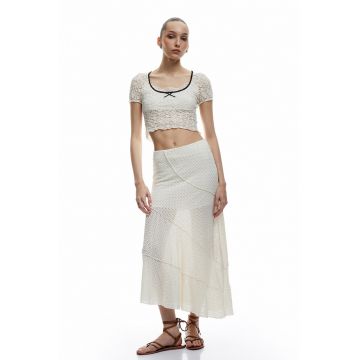 Top crop de dantela