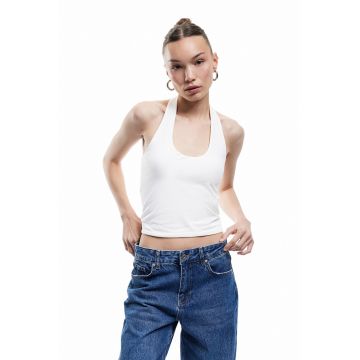 Top crop halter
