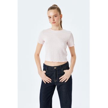 Tricou crop cu model texturat