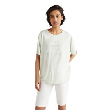 Tricou cu croiala lejera si logo