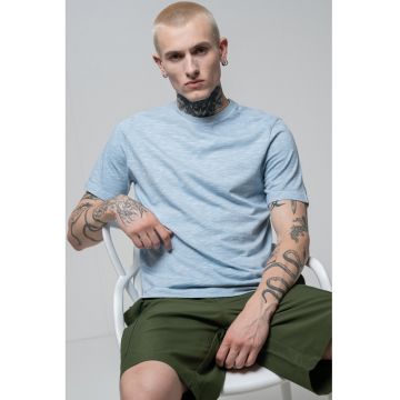 Tricou cu decolteu rotund