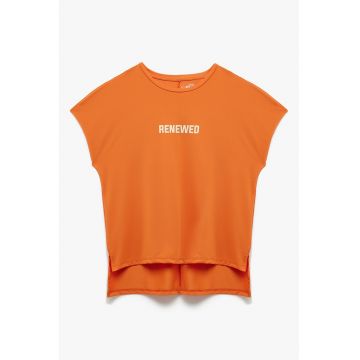 Tricou cu terminatie asimetrica