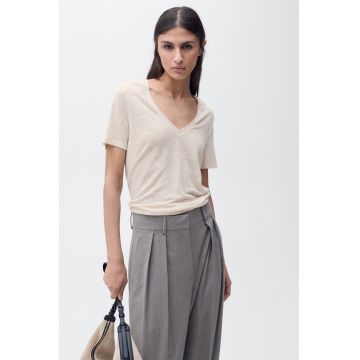 Tricou lejer de in cu decolteu in V