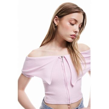 Camasa crop cu decolteu pe umeri