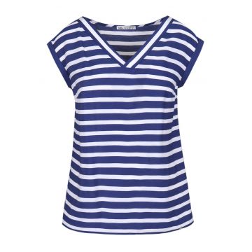 Tricou cu decolteu in V si dungi