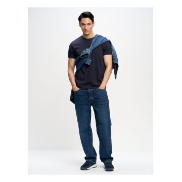 Tricou cu decolteu la baza gatului Basic