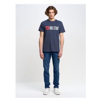 Tricou cu decolteu la bazagatului
