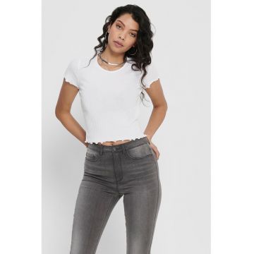 Tricou crop cu croiala slim-fit si aspect striat