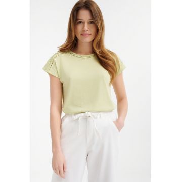 Tricou din amestec de modal cu perforatii