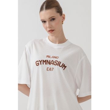 Tricou lejer din plasa cu broderie