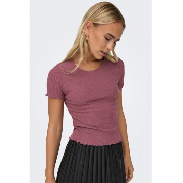 Tricou crop cu croiala slim-fit si aspect striat
