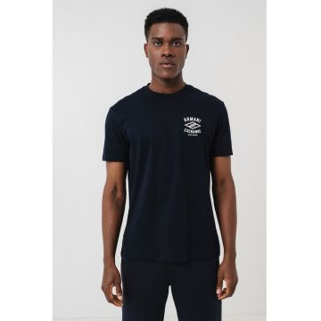 Tricou cu imprimeu logo si decolteu la baza gatului