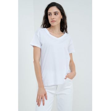 Tricou lejer cu decolteu in V si maneci cazute