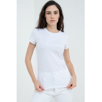 Tricou slim fit cu decolteu la baza gatului