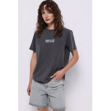 Tricou lejer de bumbac cu model text