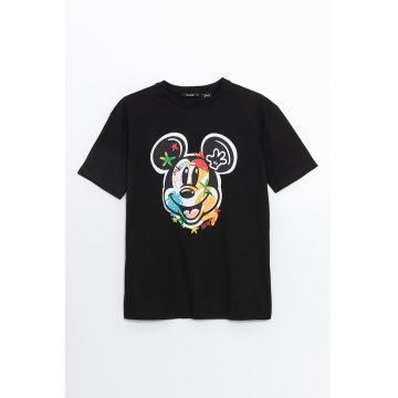 Tricou regular fit cu model grafic