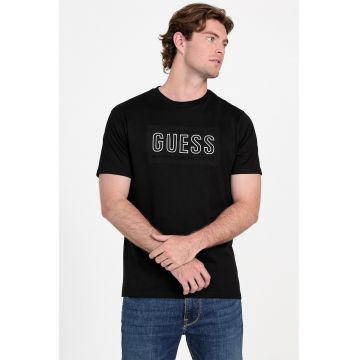 Tricou cu decolteu la baza gatului si imprimeu logo