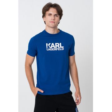 Tricou cu decolteu la baza gatului si imprimeu logo