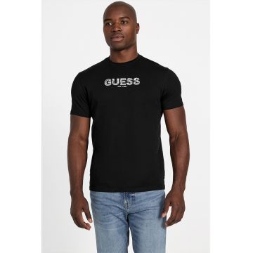 Tricou cu decolteu la baza gatului si logo