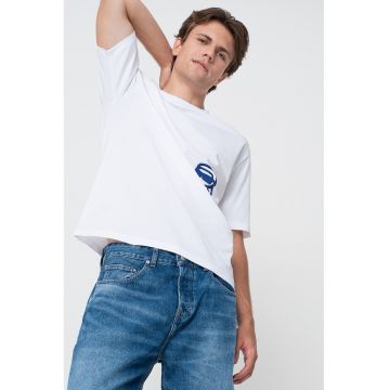 Tricou din bumbac cu decolteu la baza gatului si logo